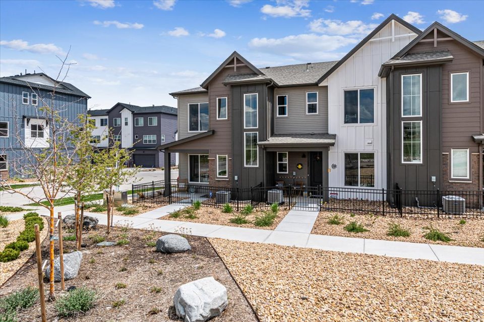 New homes at The Townes at Skyline Ridge