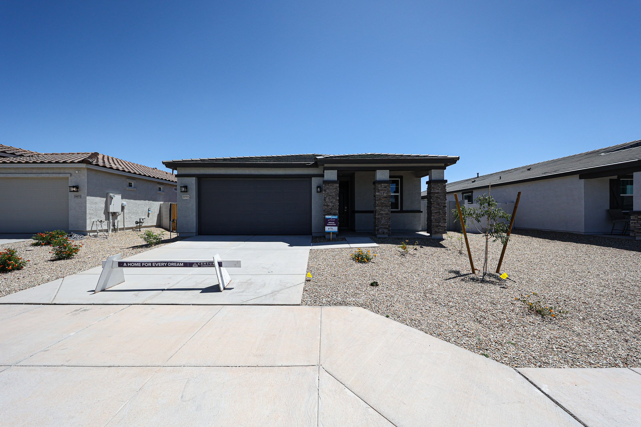 0106 39995 W BRAVO DR