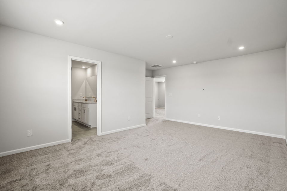 Caldwell Primary Suite