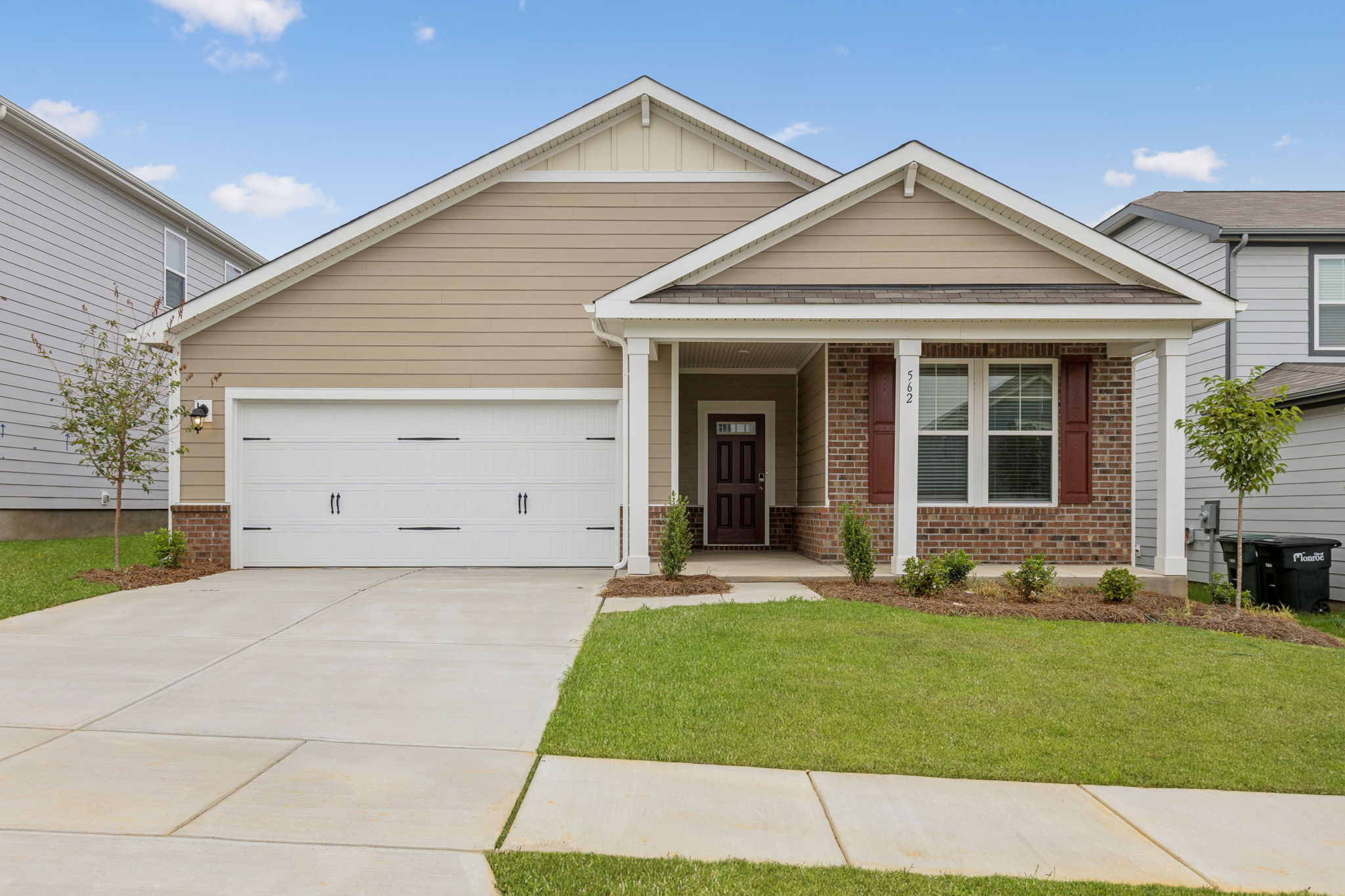 0221 562 Mountain View Drive