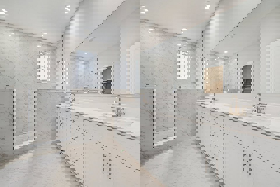 Daffodil Primary Bath at Wynswept in Maiden, NC