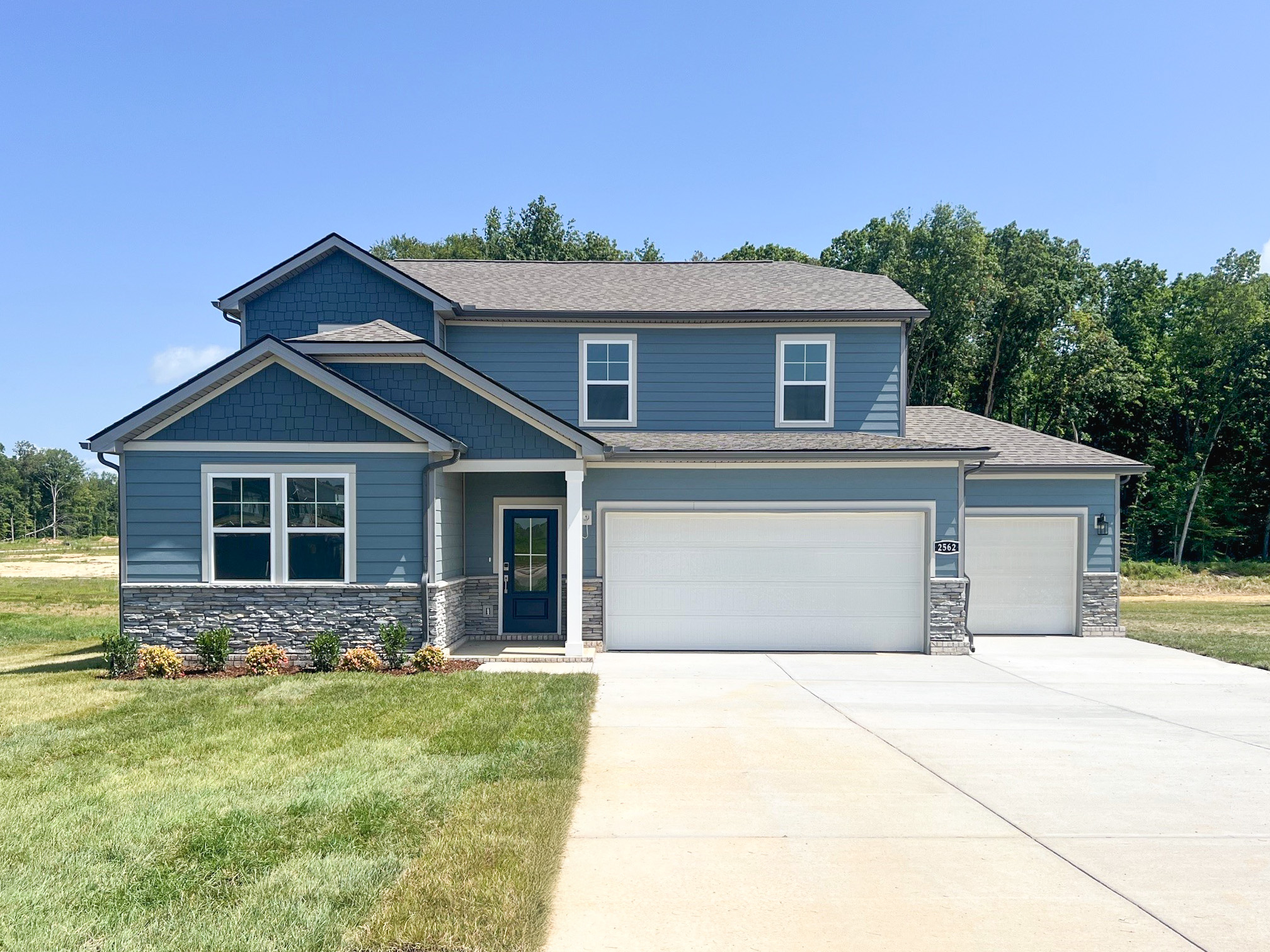 0041 2562 Beverly Gail Rd.